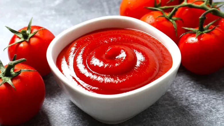 تصویر 2 از رب گوجه فرنگی ممتاز رضوی با غلظت بالا و کیفیت انتخاب شده برای پخت های حرفه ای